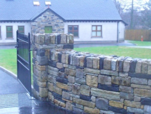 Natural Stone Masonry Walls & Pillars built by Stonemasons Tmcstoneworks based in Strabane County Tyrone Northern Ireland (10)